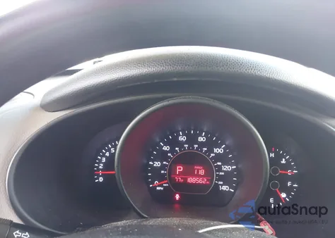 2016 Kia Soul + из США, поврежденный, VIN KNDJP3A58G7841996